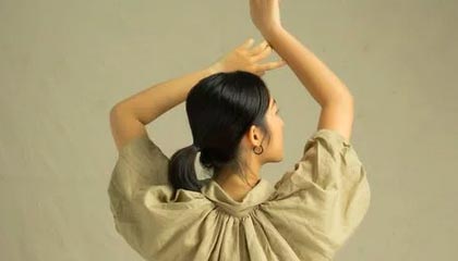 夸张！7轮13球！瓦科补时破门完成双响，泰山再度扳平2-2申花